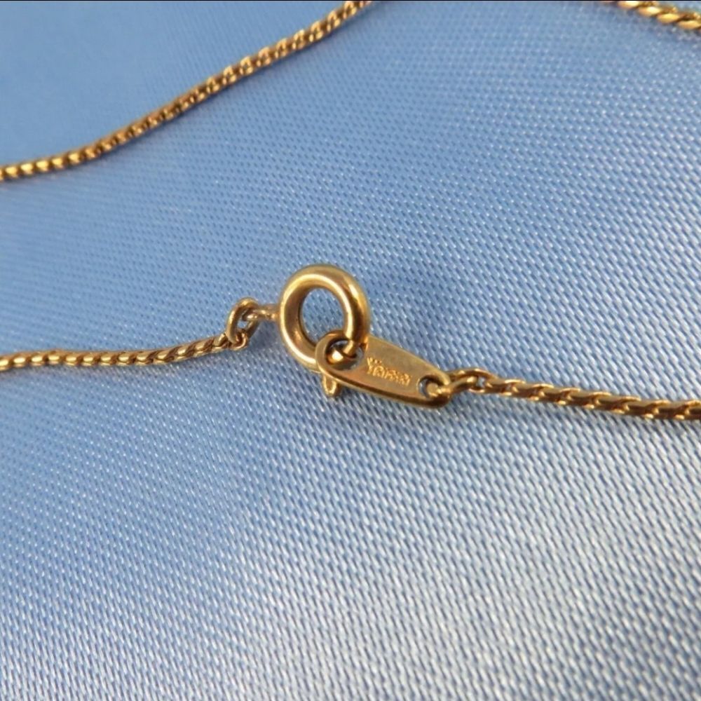 Vintage Signed Crown Trifari Leaf Pendant Necklace Gold-Tone Dainty Leaves - Picture 6 of 10